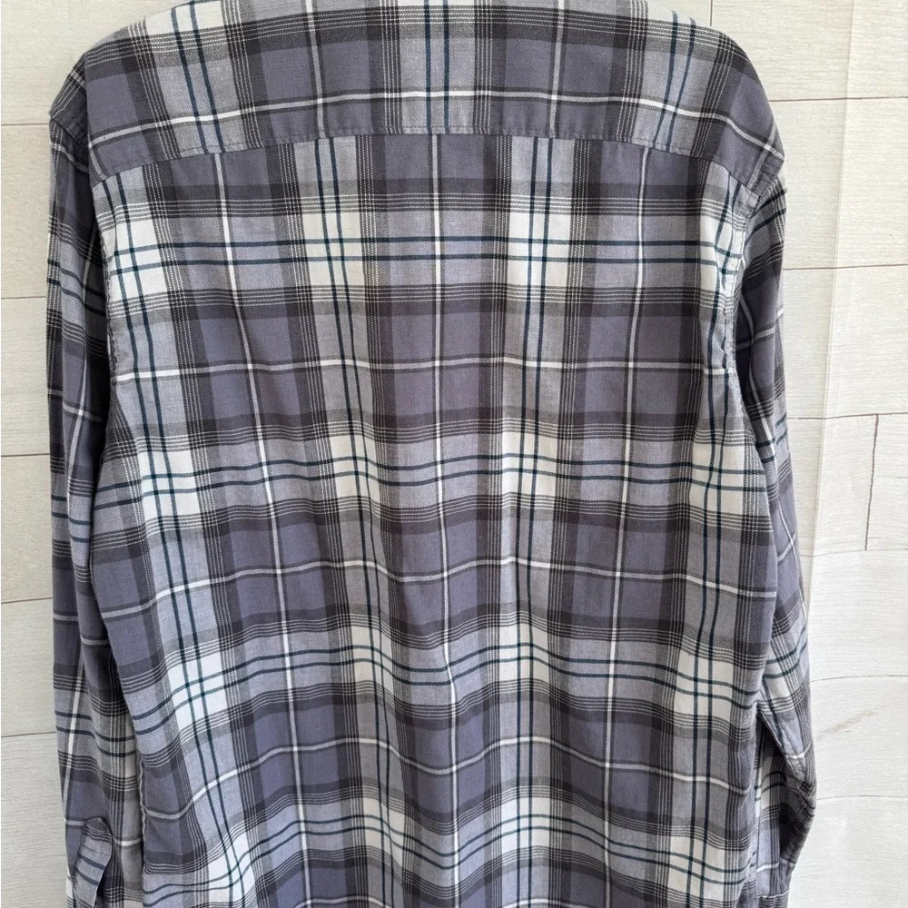 Wrangler grey, blue and beige and Plaid Men's Shirt size large
